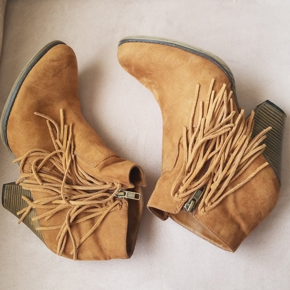 MIA brown booties